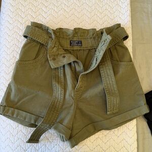 Abercrombie & Fitch Army Green Women's Paperbag Shorts